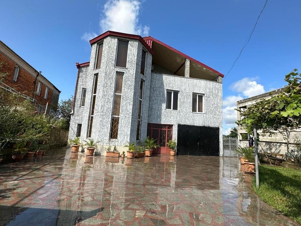 Appartamento Happy House Kutaisi Esterno foto